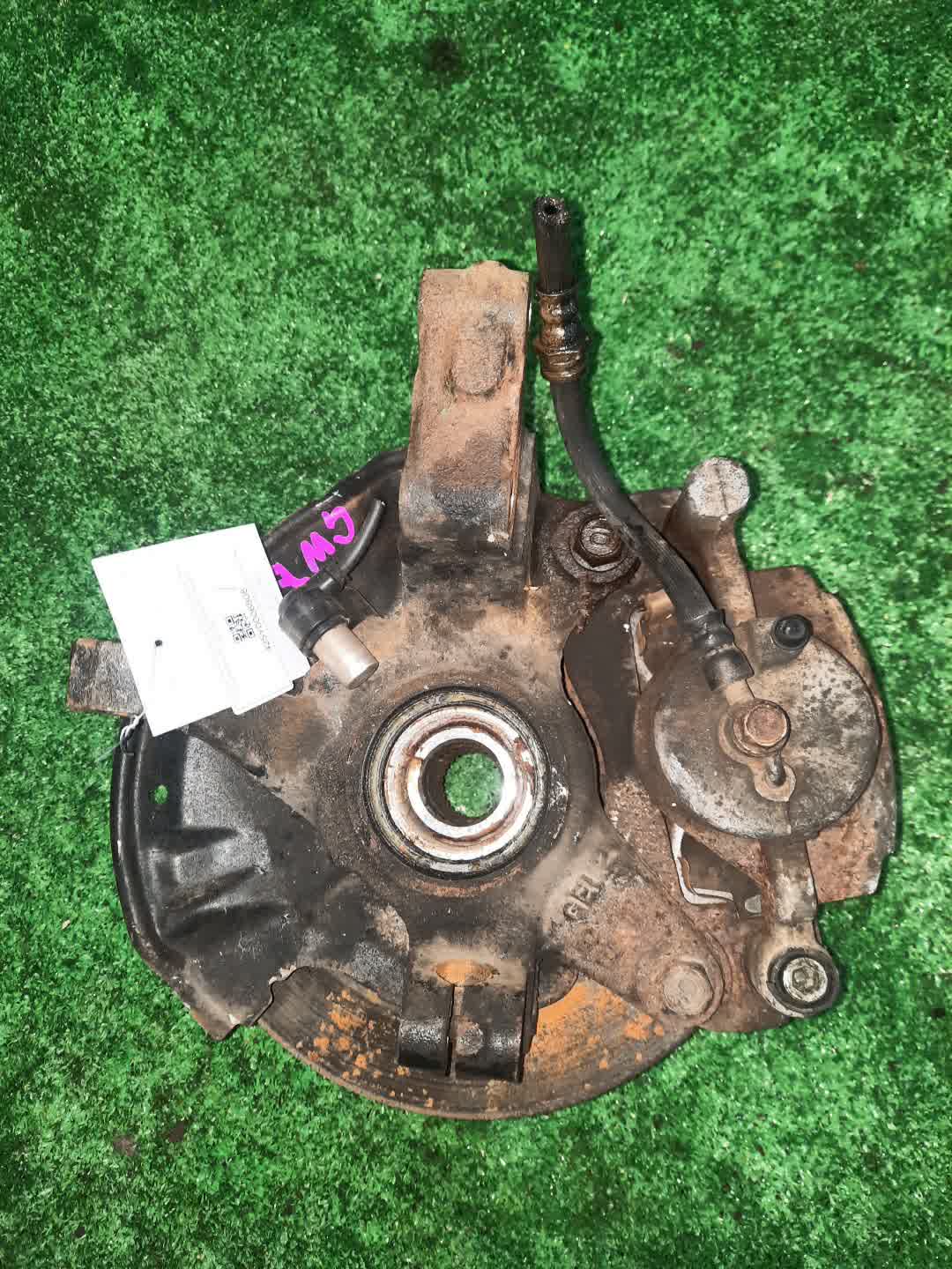 Ступица левая передняя MAZDA CAPELLA GF8P, GWEW, GW8W, GWER, GFEP, GW5R, GFER FP-DE, FS-ZE, FS-DE, KL-ZE 3 ракурс