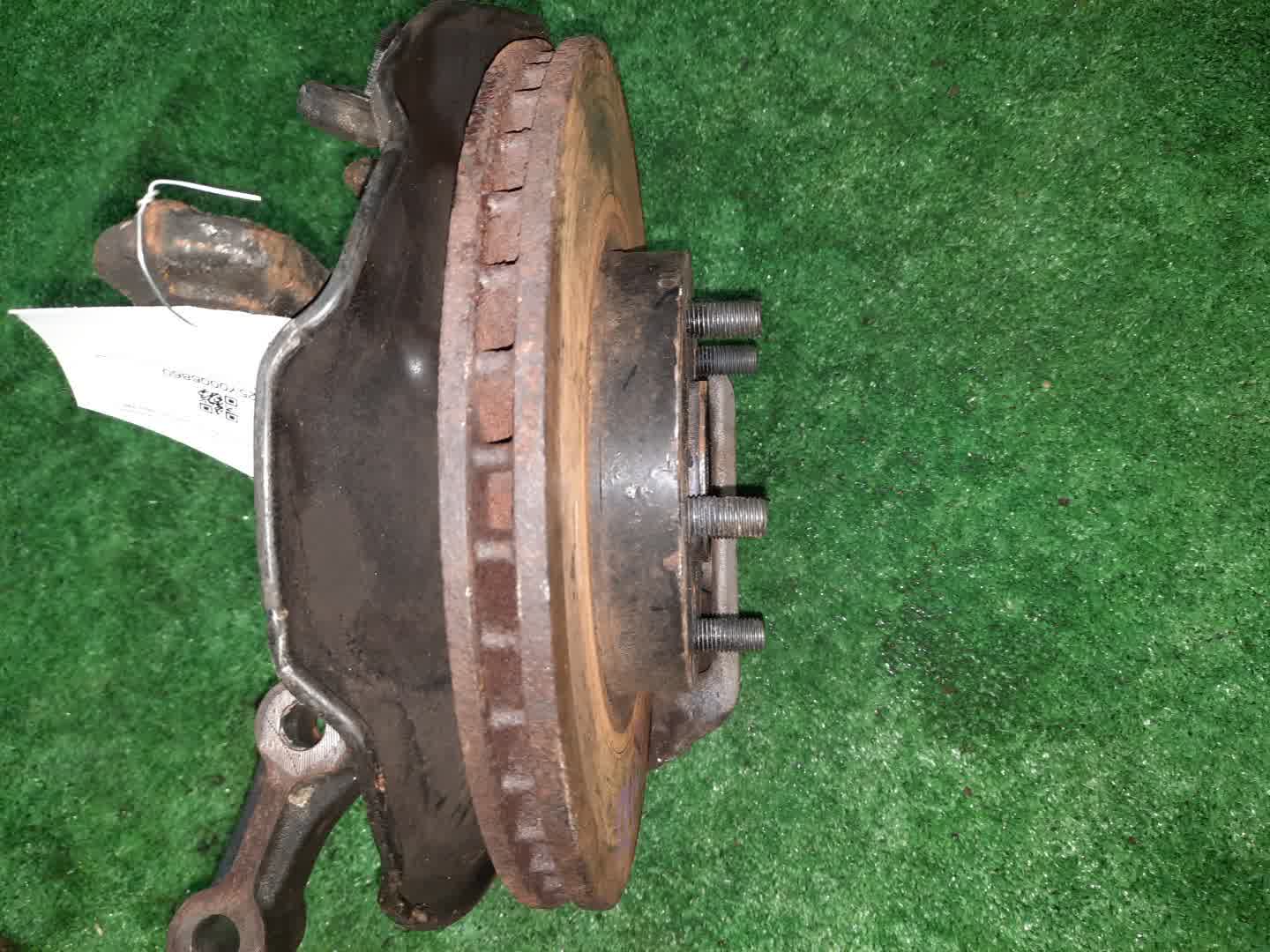Ступица левая передняя HONDA JADE FR4 LEB 3 ракурс