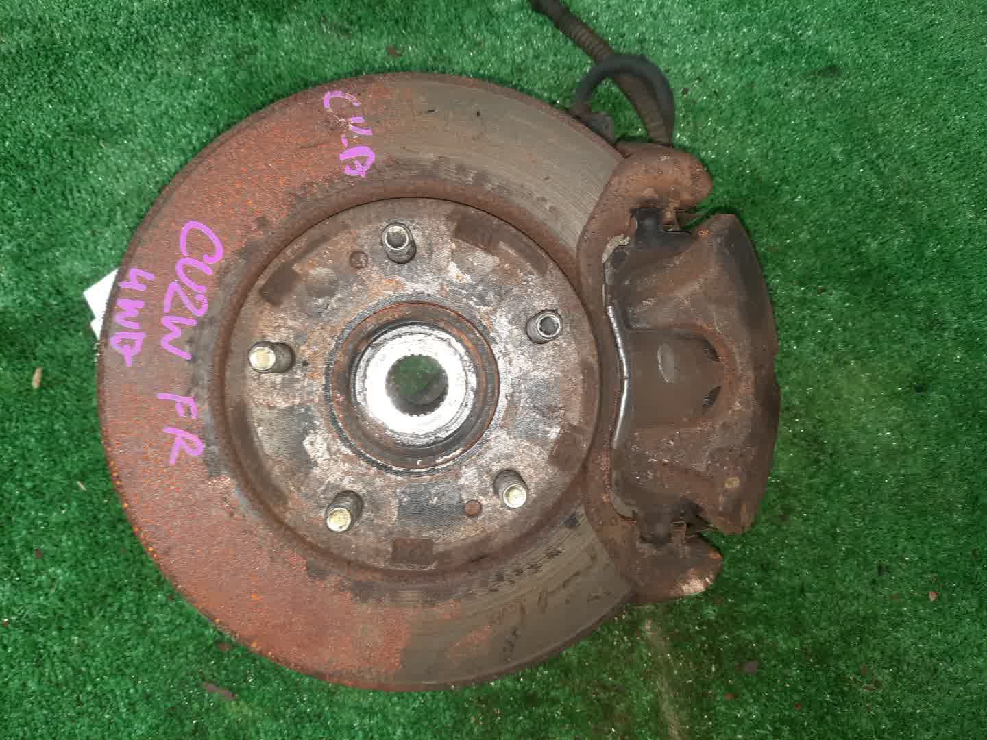 Ступица правая передняя MITSUBISHI AIRTREK CU2W, CU4W, CU5W 4G63, 4G64, 4G69 1 ракурс