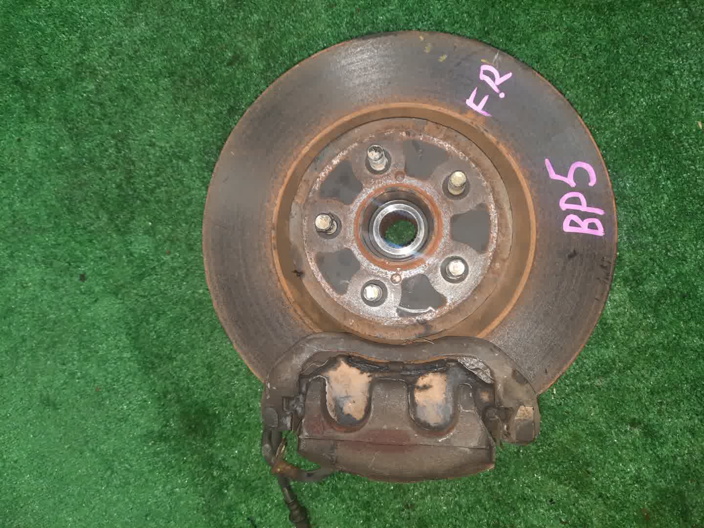 Ступица правая передняя  SUBARU LEGACY, OUTBACK, LEGACY B4 BL5, BP5, BPE, BLE, BL9, BP9 EJ20DE, EJ20T, EJ20E, EZ30DE, EJ25E 1 ракурс