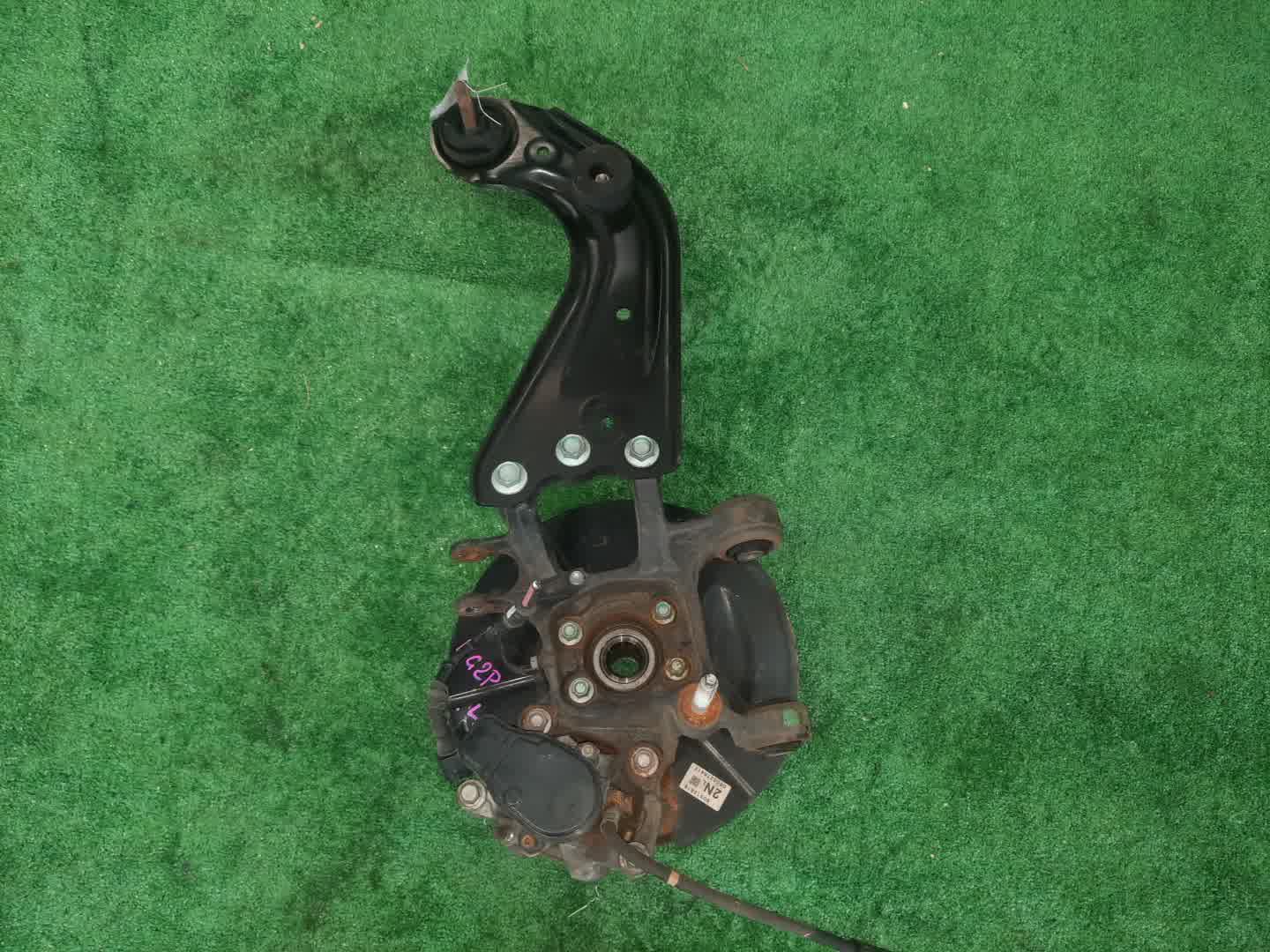 Ступица левая задняя MAZDA CX-8 KG2P SH-VPTS 3 ракурс