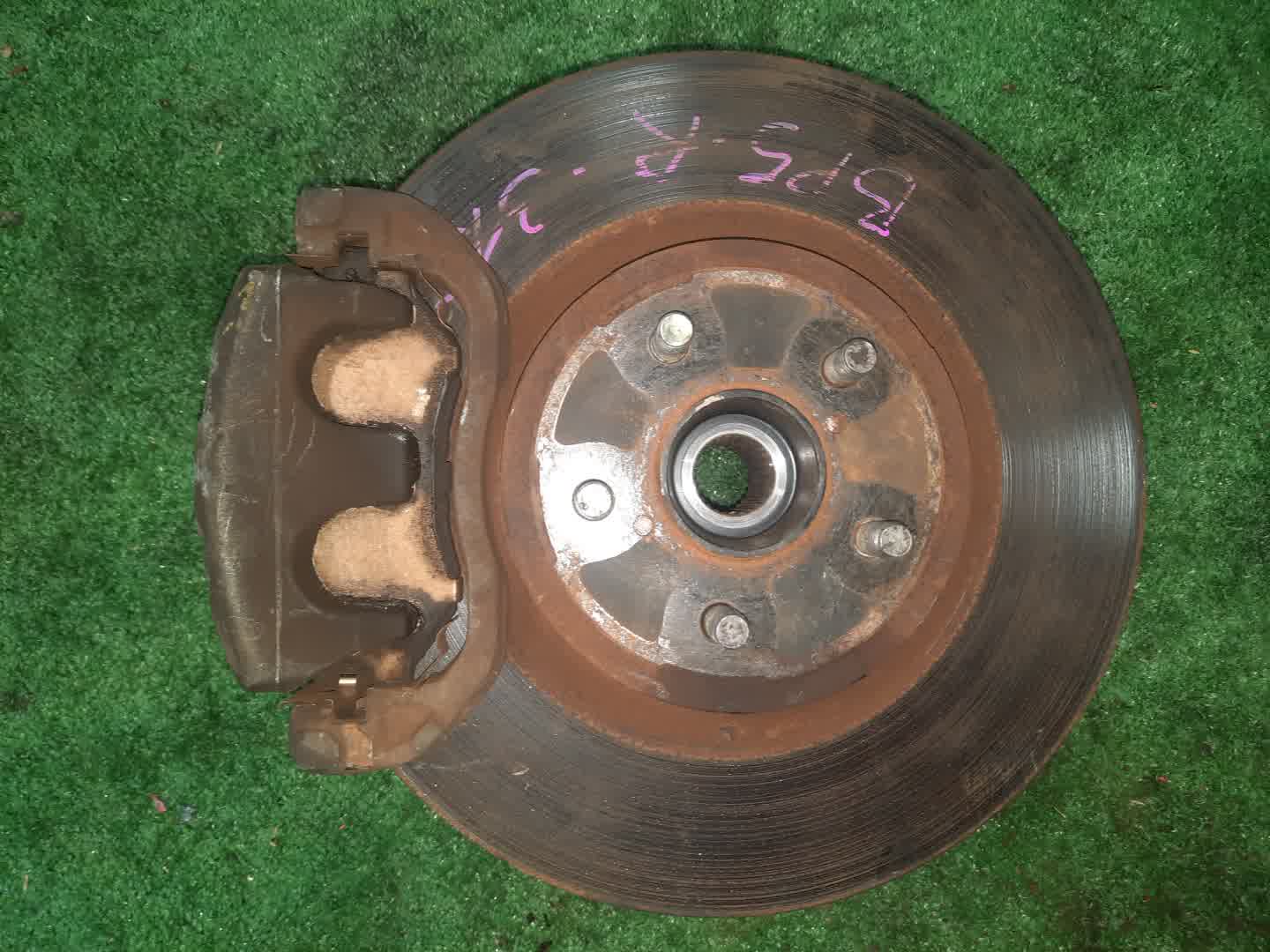 Ступица правая передняя  SUBARU LEGACY, OUTBACK, LEGACY B4 BL5, BP5, BPE, BLE, BL9, BP9 EJ20DE, EJ20T, EJ20E, EZ30DE, EJ25E 1 ракурс