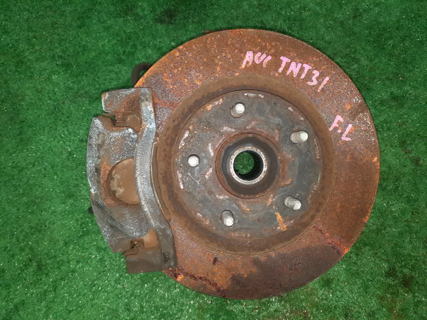 Ступица левая передняя  NISSAN X-TRAIL T31, NT31, DNT31, TNT31 MR20DE, M9R, QR25DE 1 ракурс