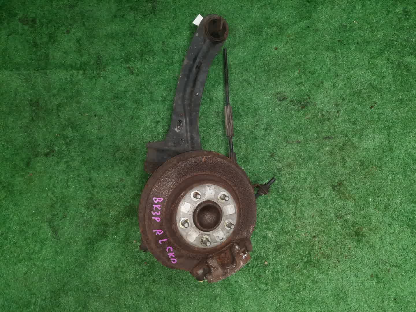 Ступица левая задняя MAZDA AXELA BK3P L3-VDT 1 ракурс