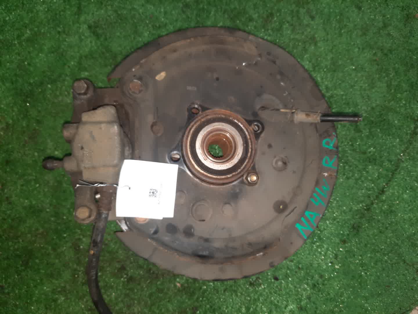 Ступица правая задняя MITSUBISHI GRANDIS NA4W 4G69 2 ракурс