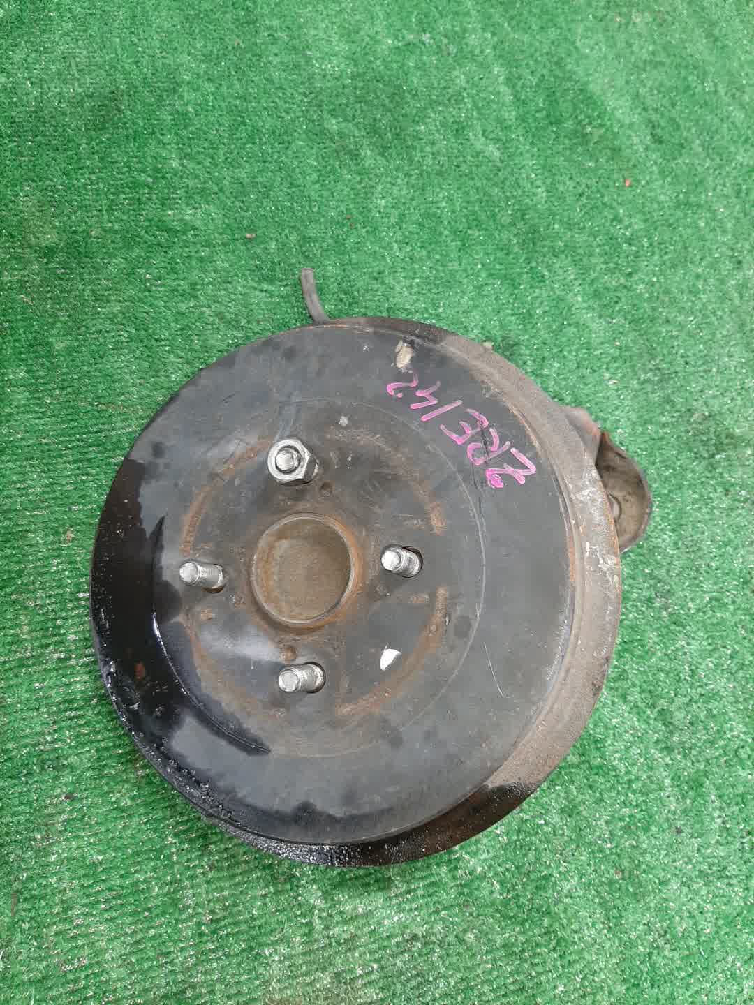 Ступица правая задняя TOYOTA AXIO, COROLLA FIELDER, COROLLA  AXIO, FIELDER NZE141, ZRE142, ZRE142G, NZE141G 1NZ-FE, 2ZR-FAE, 2ZR-FE 1 ракурс