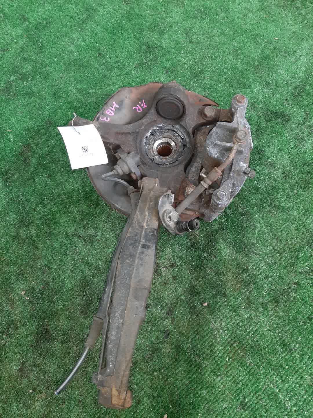 Ступица правая передняя HONDA DOMANI MB3 D15B 3 ракурс