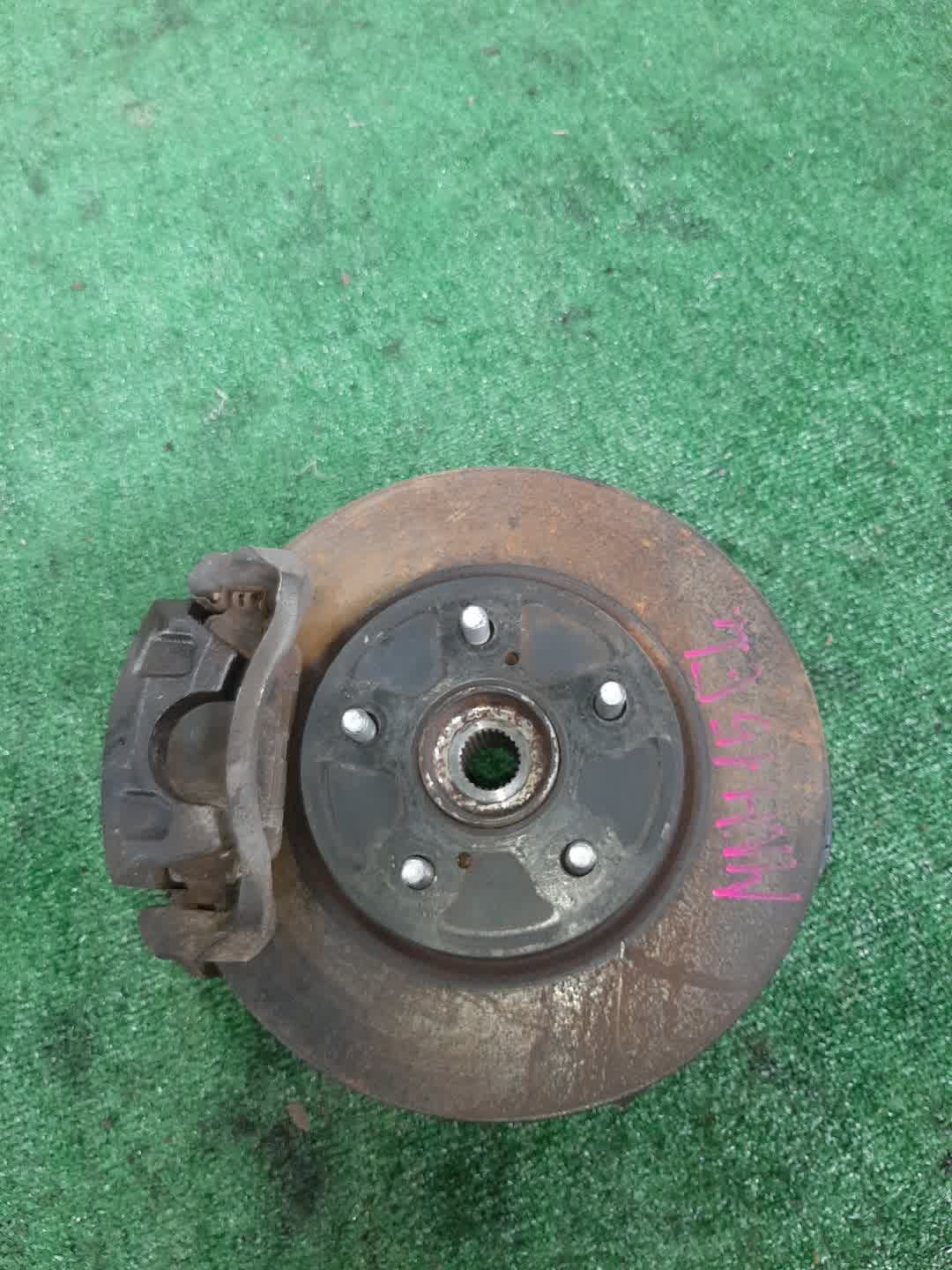 Ступица левая передняя TOYOTA ALPHARD MNH15W, ANH15W 1MZ-FE, 2AZ-FE 1 ракурс
