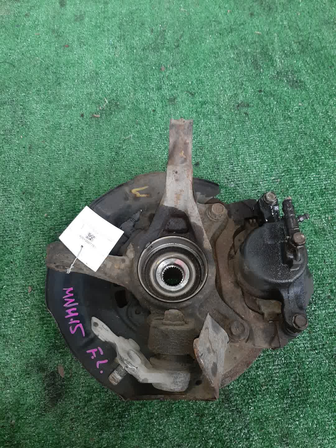 Ступица левая передняя TOYOTA ALPHARD MNH15W, ANH15W 1MZ-FE, 2AZ-FE 3 ракурс