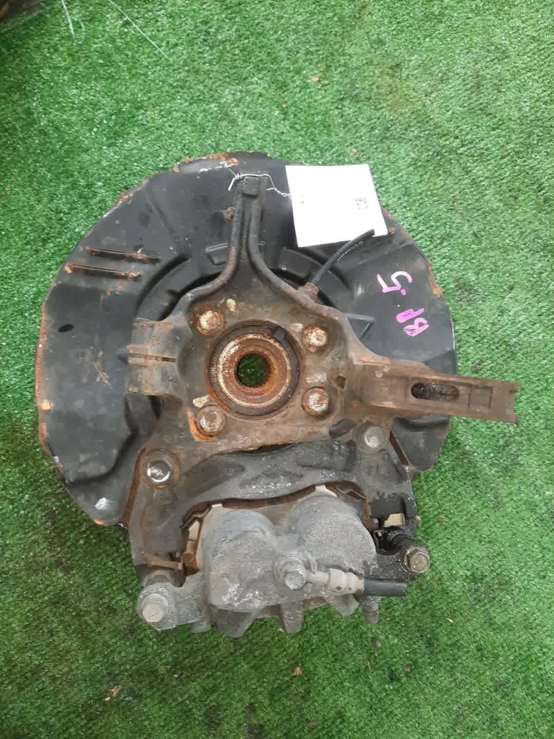 Ступица правая передняя SUBARU LEGACY, OUTBACK, LEGACY B4 BL5, BP5, BPE, BLE, BL9, BP9 EJ20DE, EJ20T, EJ20E, EZ30DE, EJ25E 2 ракурс
