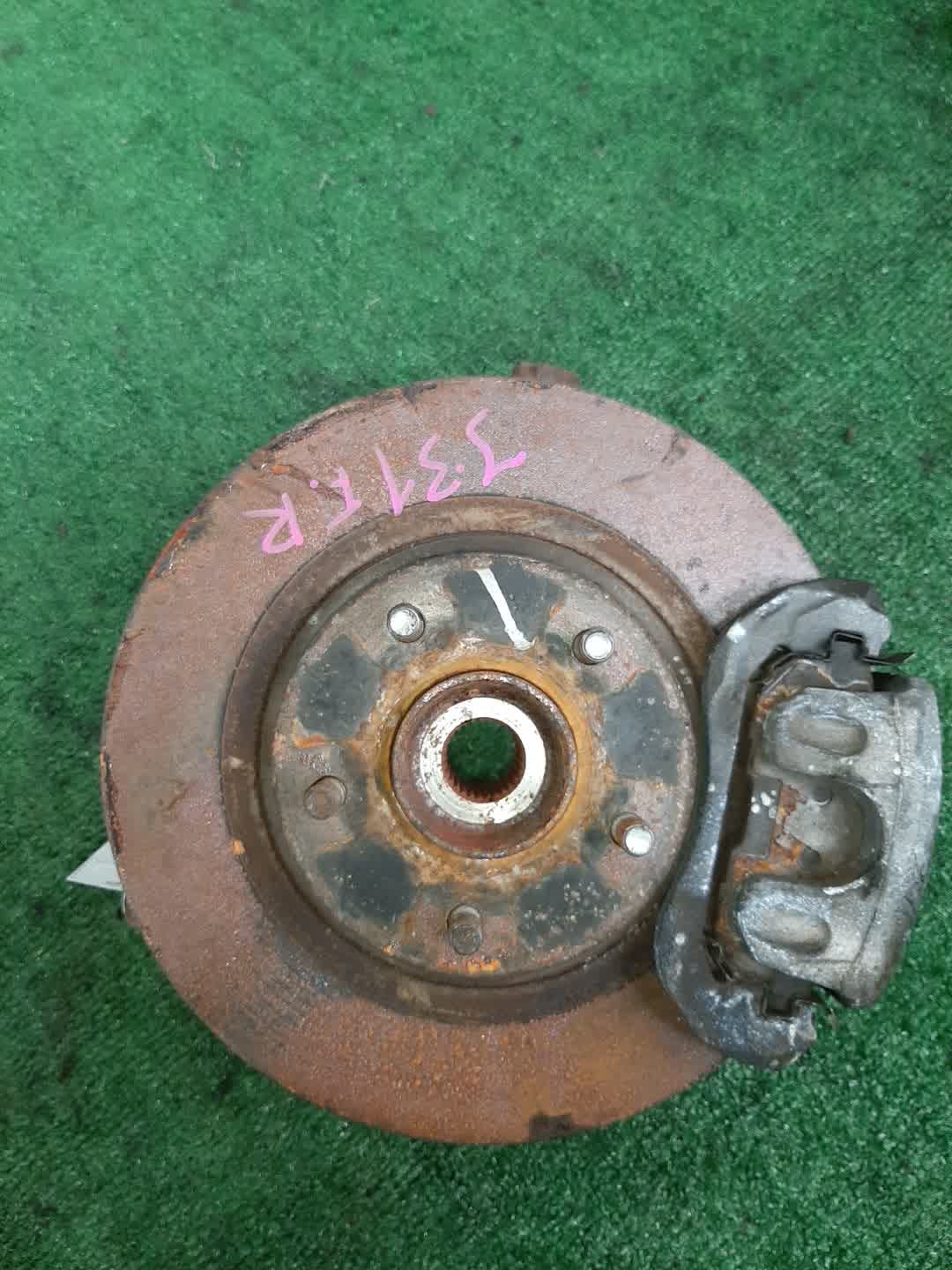Ступица правая передняя NISSAN PRESAGE, TEANA TU31, TNU31, PU31, PNU31, J31, PJ31, TNJ31 QR25DE, VQ35DE, VQ23DE 1 ракурс