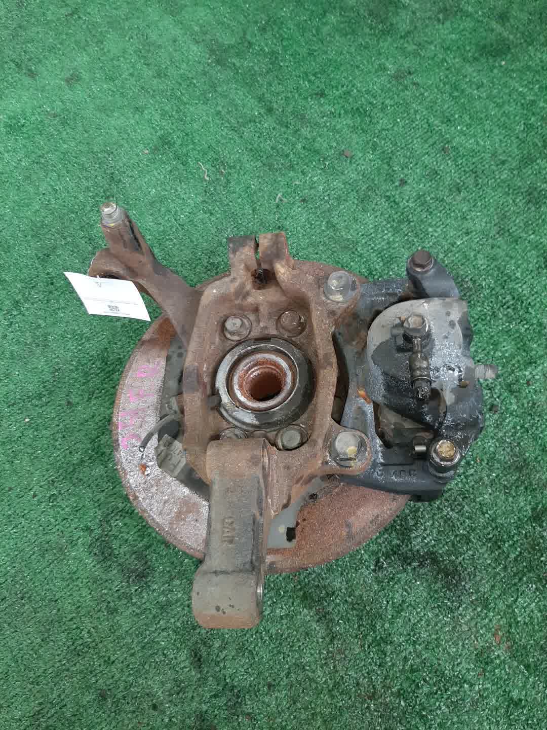 Ступица правая передняя NISSAN PRESAGE, TEANA TU31, TNU31, PU31, PNU31, J31, PJ31, TNJ31 QR25DE, VQ35DE, VQ23DE 3 ракурс