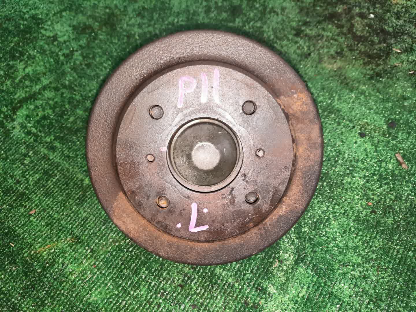 Ступица левая задняя NISSAN BLUEBIRD, PRIMERA SU14, QU14, QP11, WQP11 CD20, QG18DE, QG18DD 1 ракурс