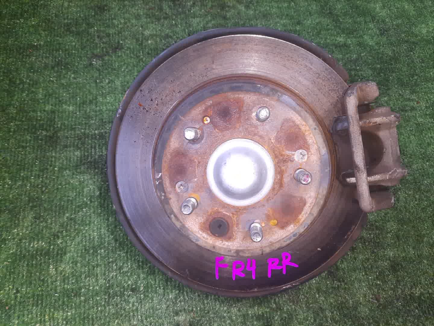 Ступица правая задняя HONDA JADE FR4 LEB 1 ракурс