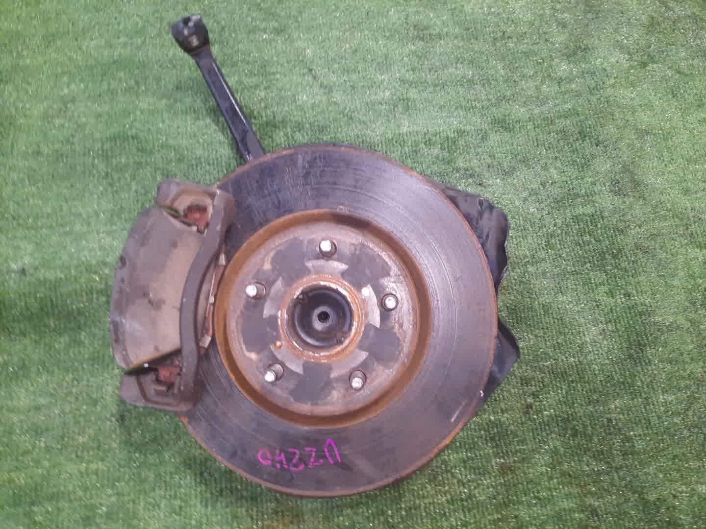 Ступица правая передняя TOYOTA SOARER UZZ40 3UZ-FE 1 ракурс