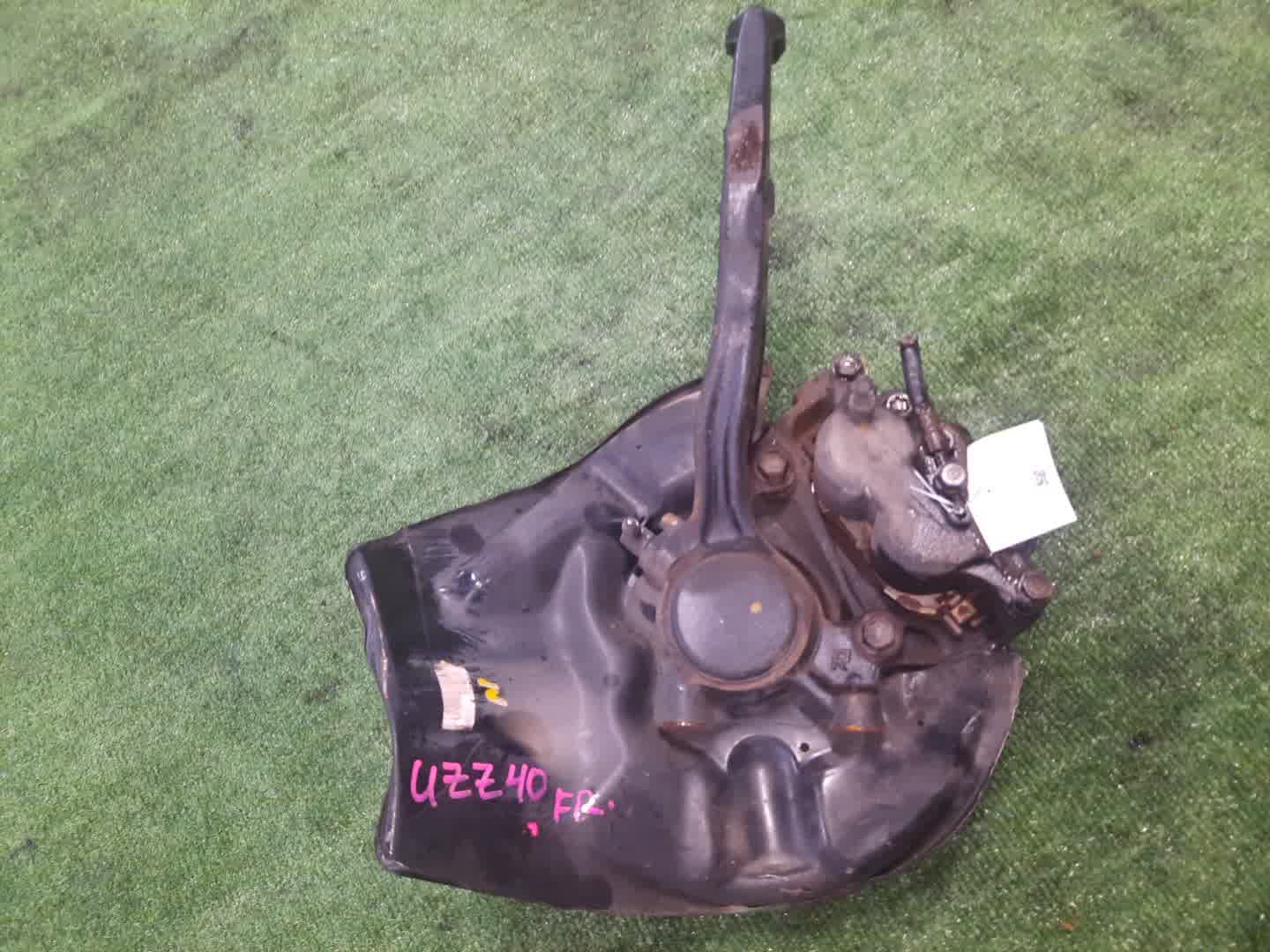 Ступица правая передняя TOYOTA SOARER UZZ40 3UZ-FE 2 ракурс