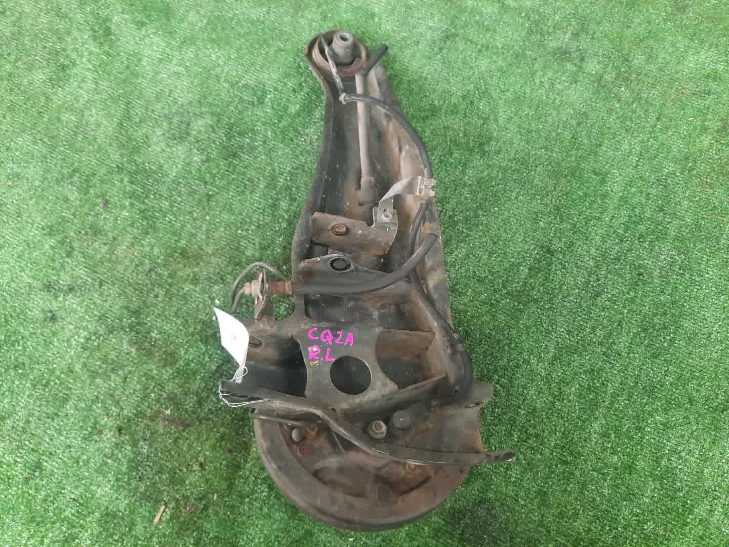 Ступица левая задняя MITSUBISHI MIRAGE DINGO CQ1A, CQ2A, CQ5A 4G13, 4G15, 4G93 3 ракурс