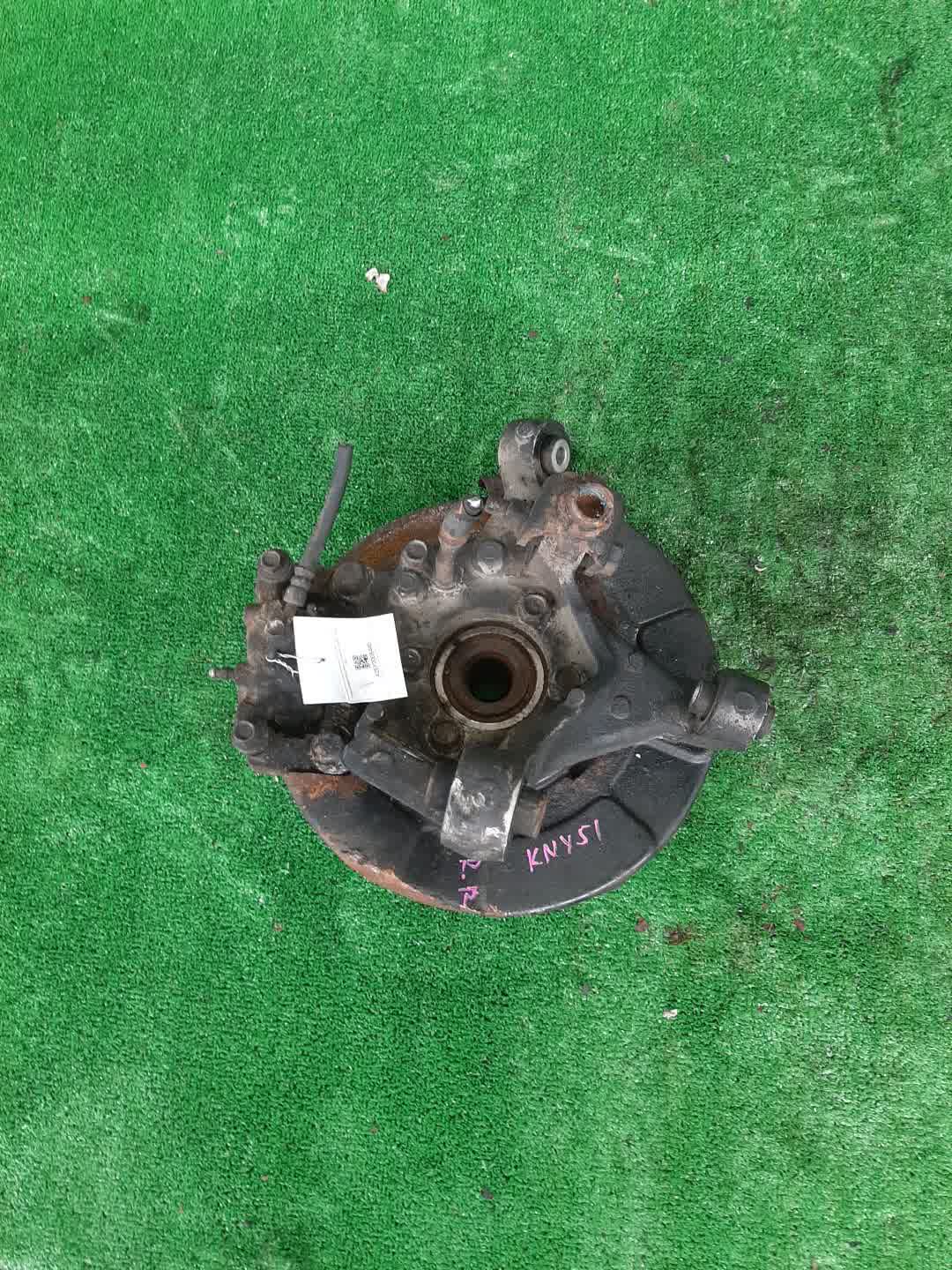 Ступица правая задняя NISSAN FUGA KNY51 VQ37VHR 3 ракурс