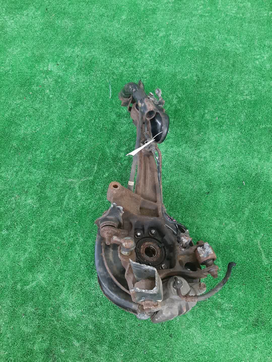 Ступица правая задняя SUBARU LEGACY, OUTBACK, LEGACY B4 BL5, BP5, BLE, BL9, BP9, BPE EJ20DE, EJ20T, EJ20E, EZ30DE, EJ25E 4 ракурс
