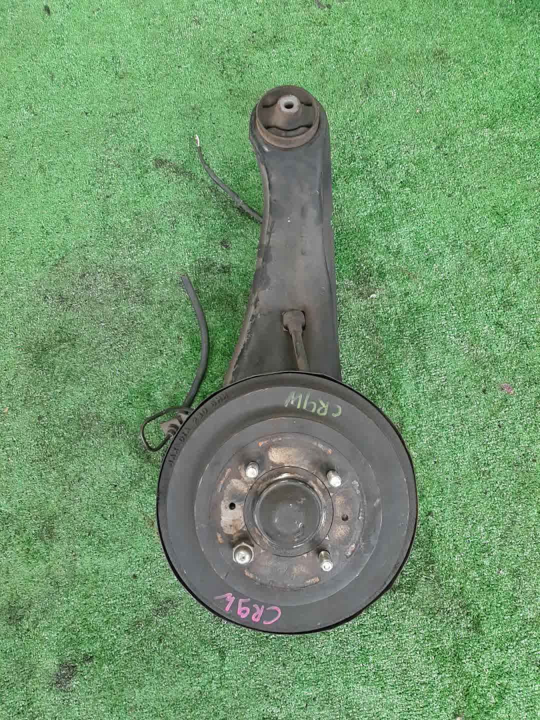 Ступица правая задняя MITSUBISHI DION CR6W, CR9W, CR5W 4G94, 4G63, 4G93T 1 ракурс