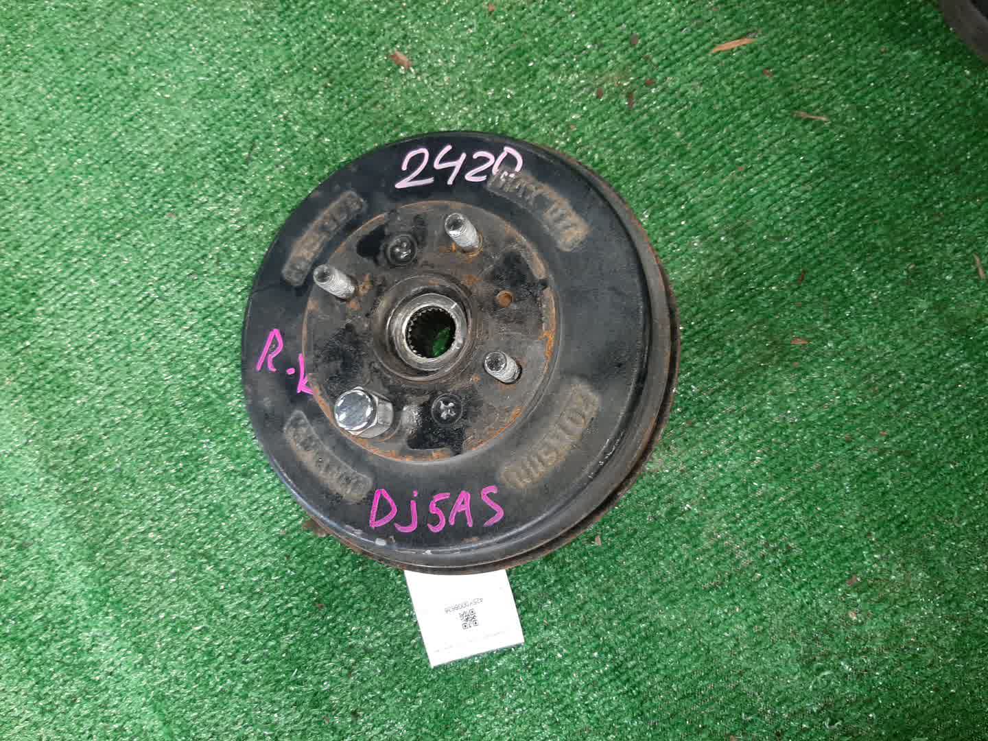 Ступица правая задняя MAZDA DEMIO DJ5AS S5-DPTS 1 ракурс