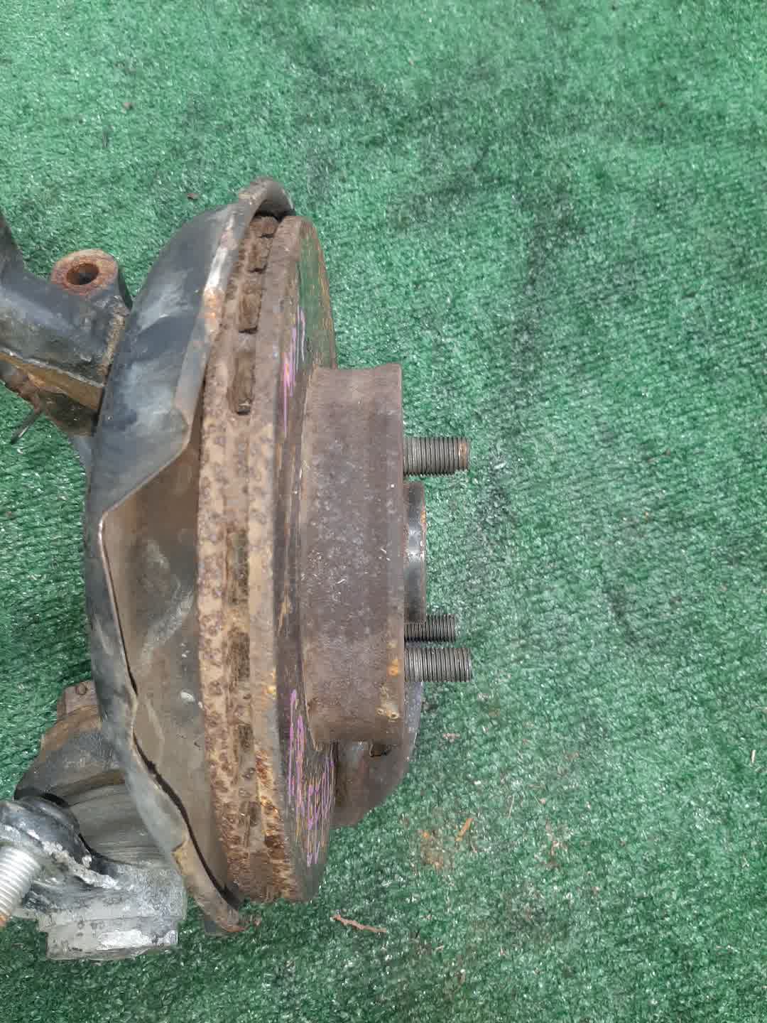 Ступица правая передняя TOYOTA SPRINTER EE103 5E-FE 2 ракурс