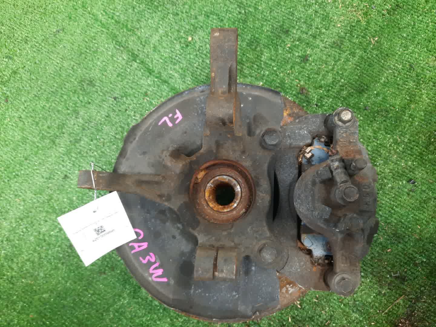 Ступица левая передняя MITSUBISHI ASX, DELICA, RVR, OUTLANDER GA2W, GA3W, CV1W, CV4W, CV5W, GA4W, CW4W, CW5W 4B11, 4B10, 4N14, 4B12, 4J10 2 ракурс