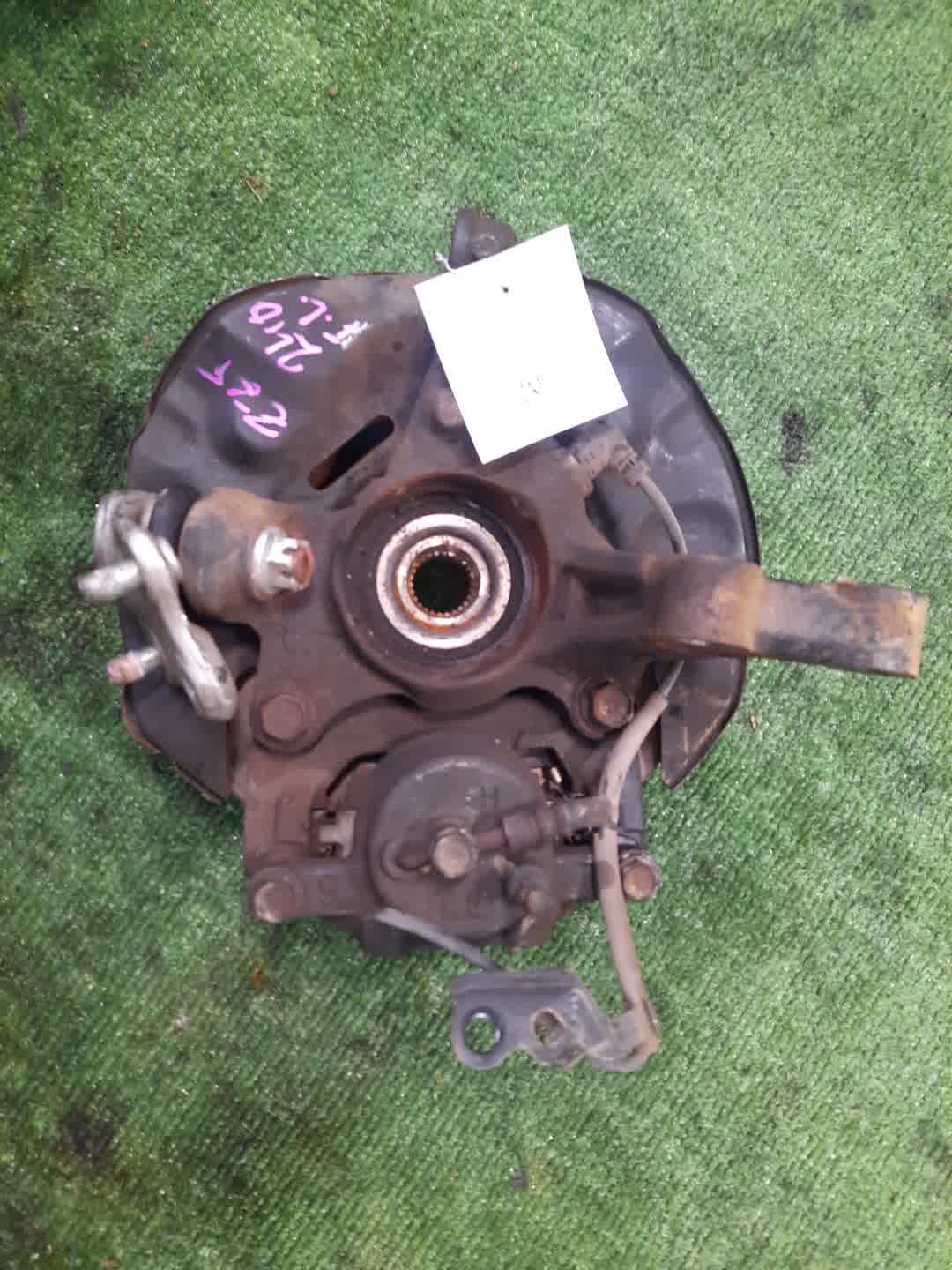 Ступица левая передняя TOYOTA PREMIO, ALLION ZZT240, NZT240 1ZZ-FE, 1NZ-FE 2 ракурс