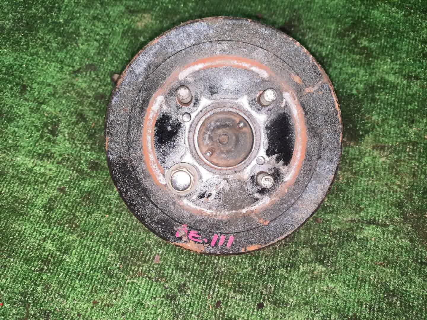 Ступица правая задняя TOYOTA SPRINTER CARIB AE111G 4A-FE 1 ракурс