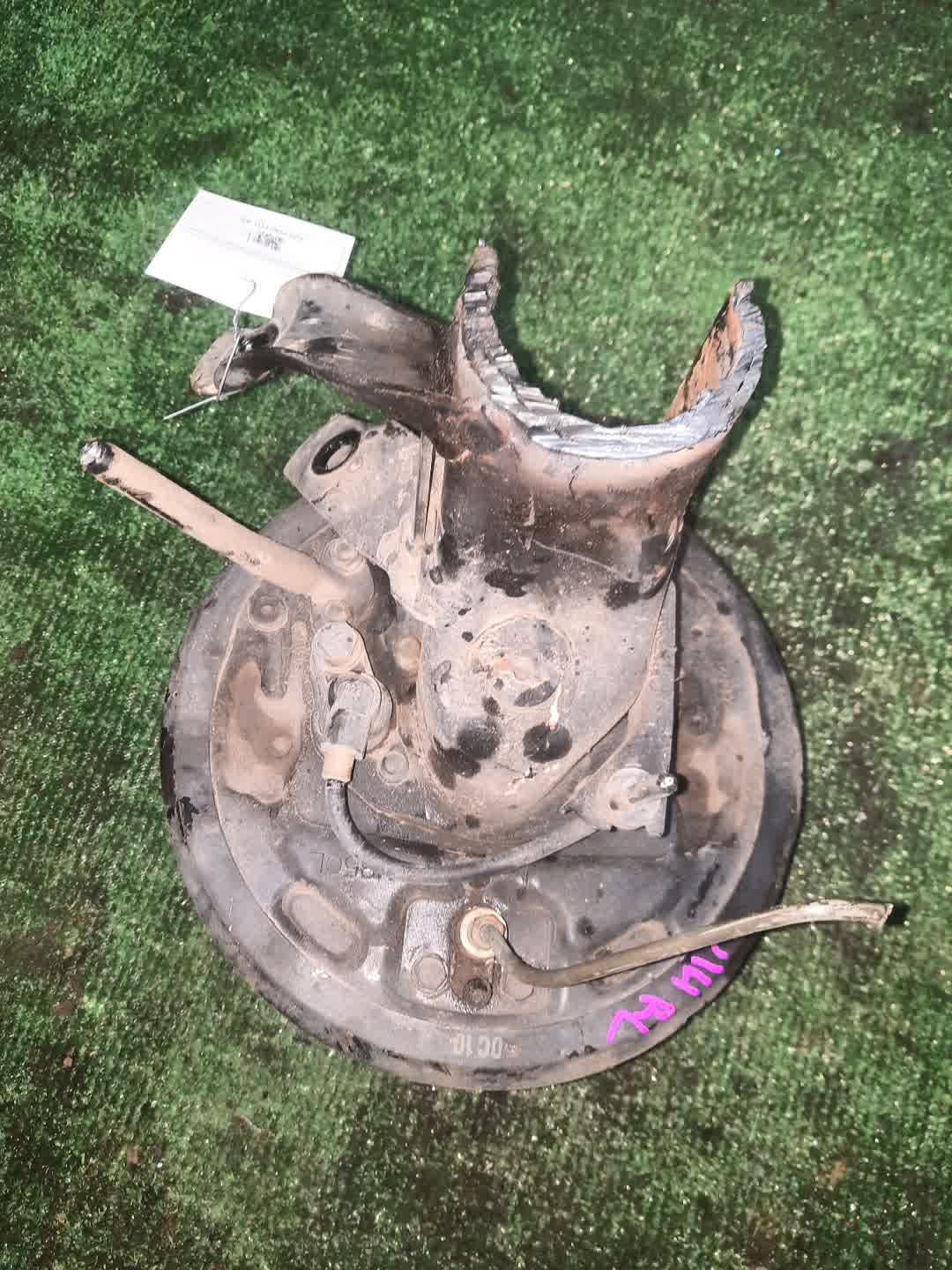 Ступица левая задняя NISSAN BLUEBIRD, PRIMERA SU14, QU14, QP11, WQP11 CD20, QG18DE, QG18DD 2 ракурс