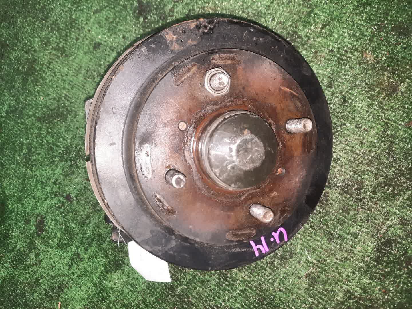 Ступица правая задняя NISSAN BLUEBIRD, PRIMERA SU14, QU14, QP11, WQP11 CD20, QG18DE, QG18DD 1 ракурс