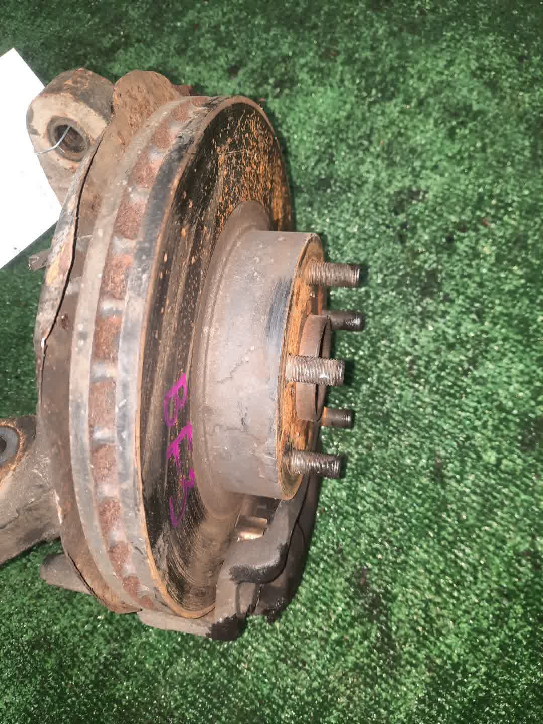 Ступица правая передняя SUBARU LEGACY BF3 EJ18 2 ракурс