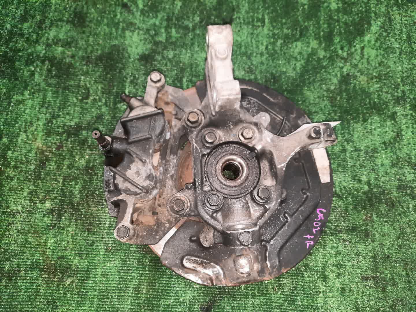 Ступица правая передняя FORD EXPLORER U502 T35PDED 3 ракурс