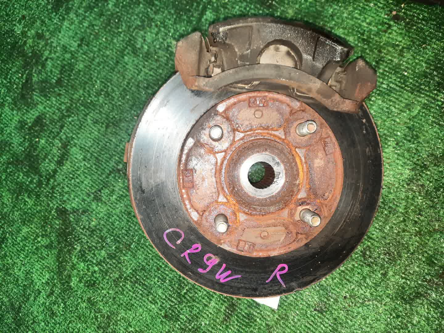 Ступица правая передняя MITSUBISHI DION CR6W, CR9W, CR5W 4G94, 4G63, 4G93 1 ракурс