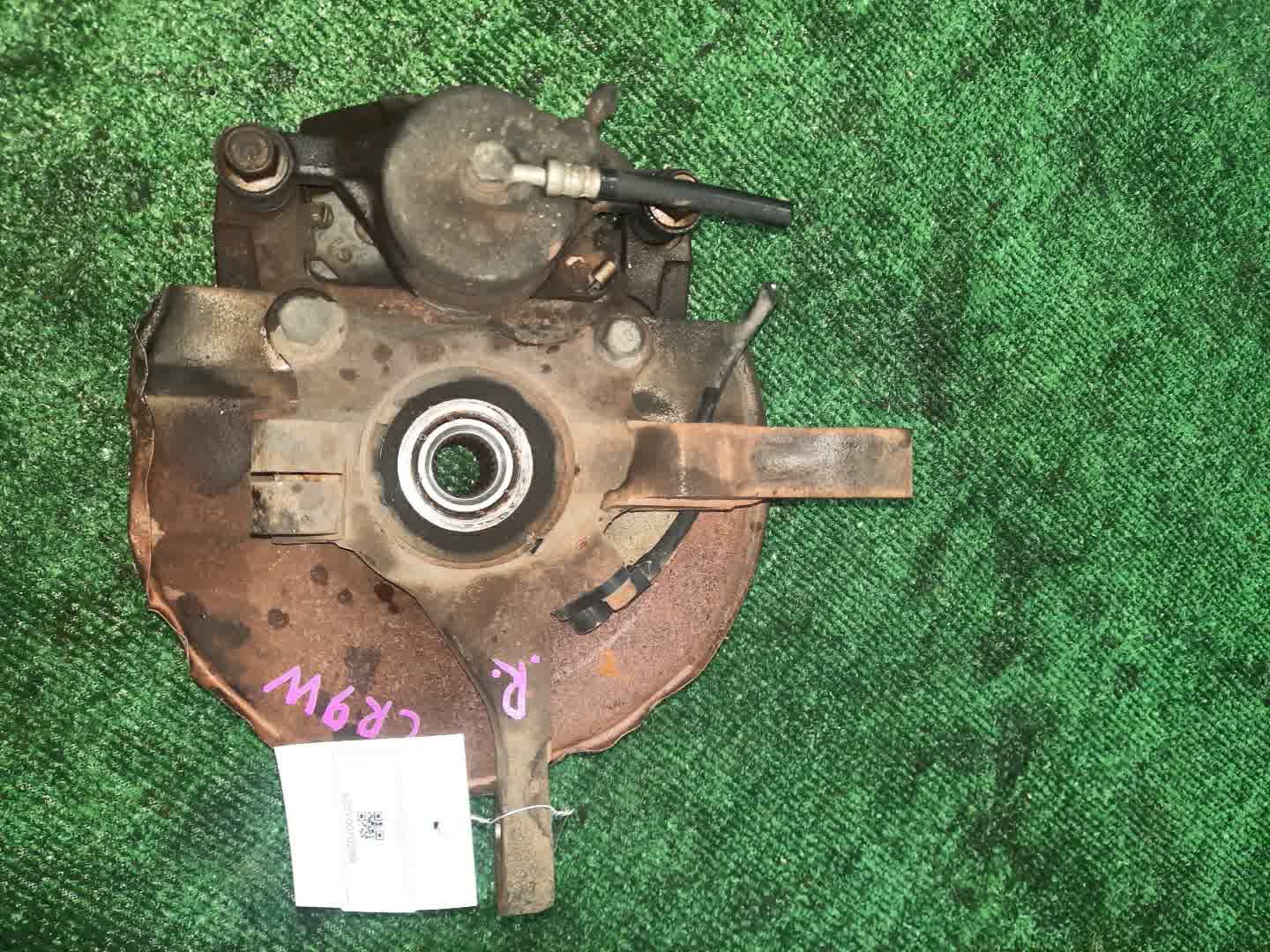 Ступица правая передняя MITSUBISHI DION CR6W, CR9W, CR5W 4G94, 4G63, 4G93 3 ракурс