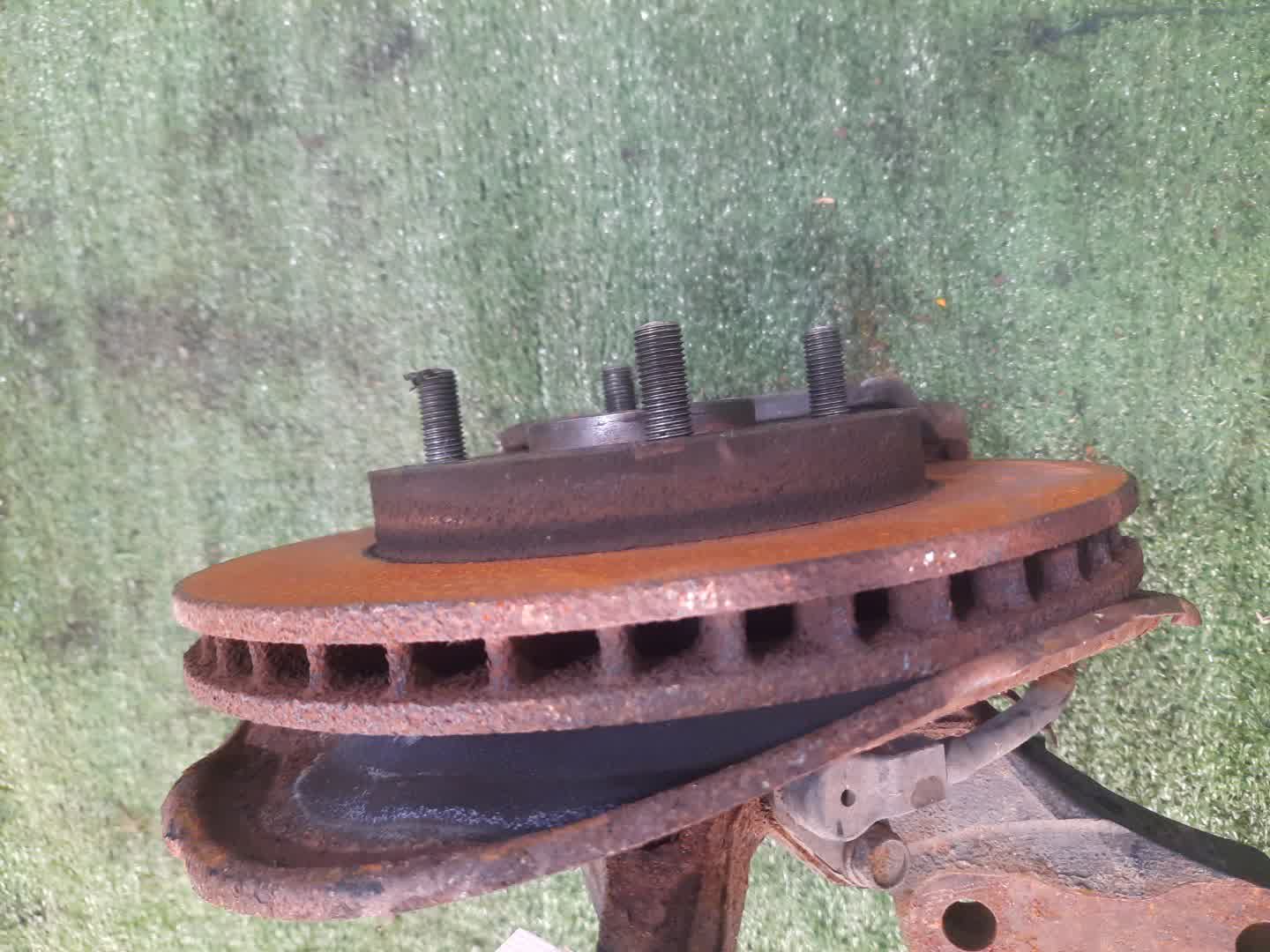 Ступица левая передняя MITSUBISHI DION CR6W, CR9W, CR5W 4G94, 4G63, 4G93 2 ракурс