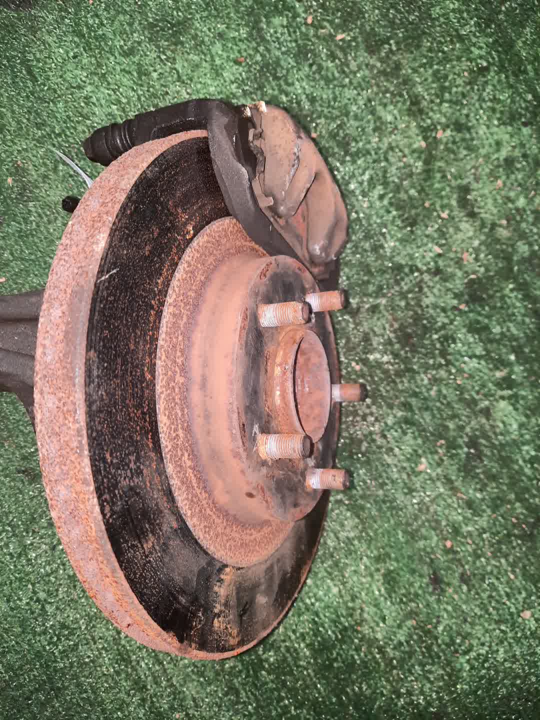 Ступица правая передняя NISSAN PRESAGE, TEANA TU31, TNU31, PU31, PNU31, J31, PJ31, TNJ31 QR25DE, VQ35DE, VQ23DE 3 ракурс
