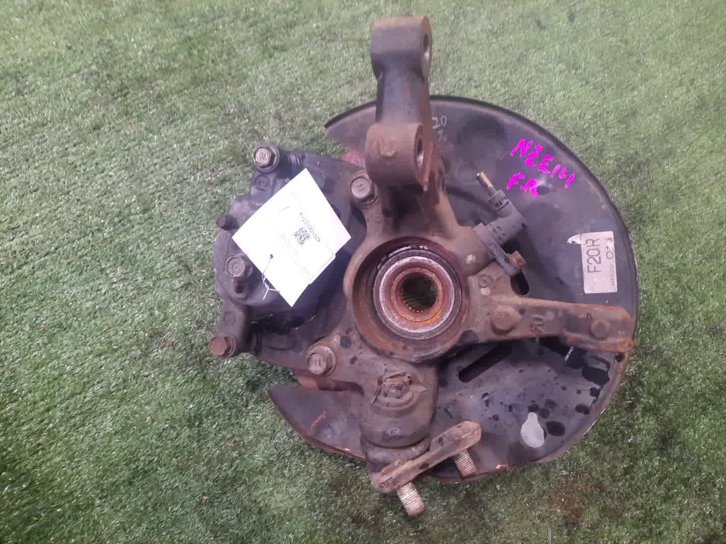 Ступица правая передняя TOYOTA COROLLA, COROLLA FIELDER, ALLEX, COROLLA RUNX NZE121, NZE121G 1NZ-FE 2 ракурс Ступица правая передняя TOYOTA COROLLA, COROLLA FIELDER, ALLEX, COROLLA RUNX NZE121, NZE121G 1NZ-FE 2 ракурс