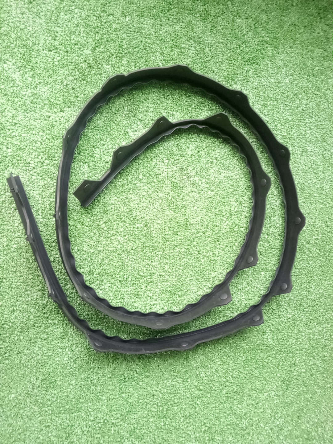 Уплотнительная резинка HONDA STEPWGN RP7 74144-3T0-003 1 ракурс Уплотнительная резинка HONDA STEPWGN RP7 74144-3T0-003 1 ракурс