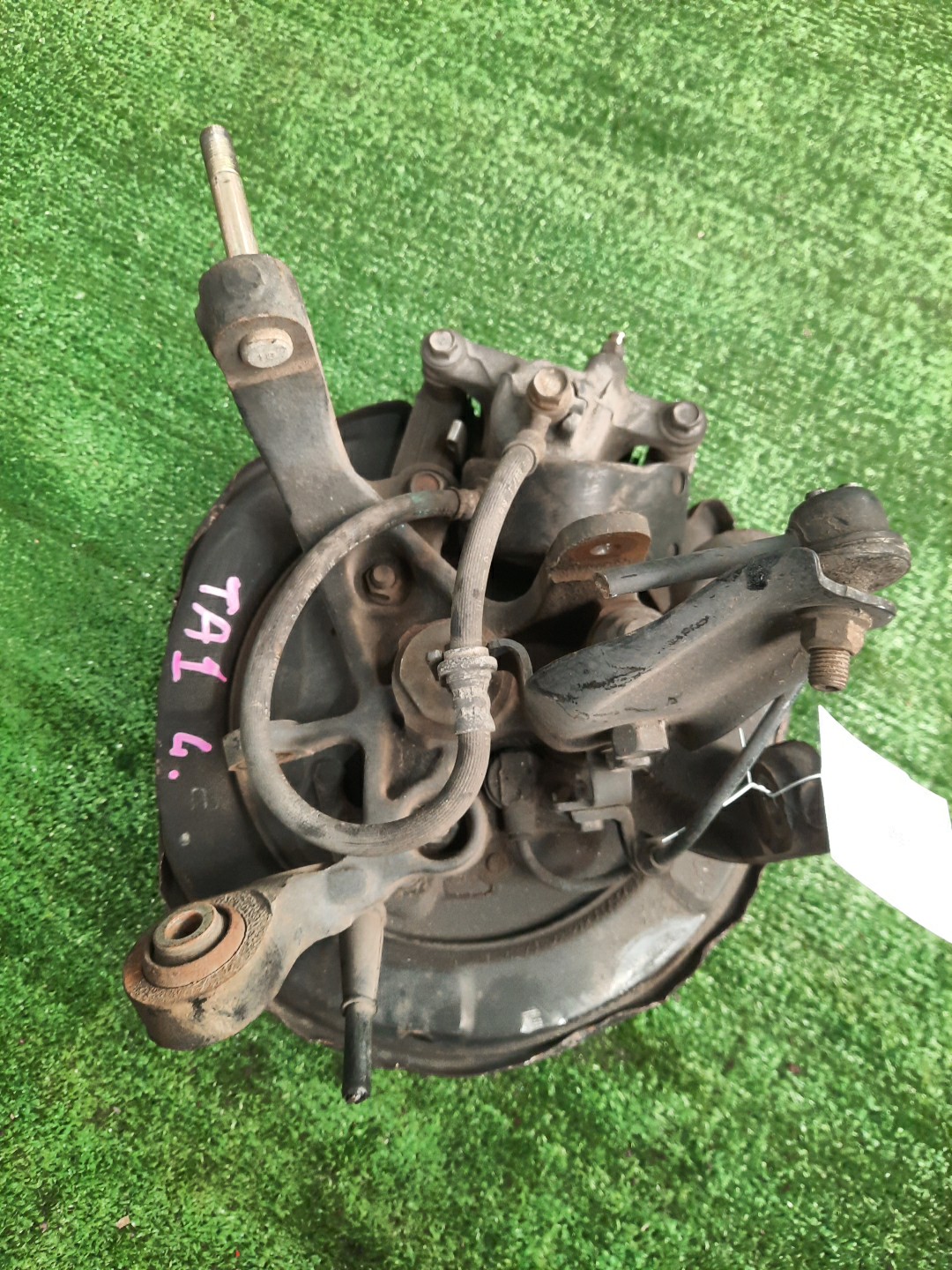 Ступица левая задняя HONDA AVANCIER TA1 F23A 3 ракурс