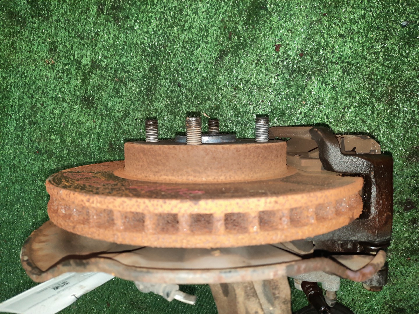 Ступица левая передняя TOYOTA COROLLA, COROLLA SPACIO, COROLLA FIELDER, ALLEX, COROLLA RUNX ZZE122, NZE121N, ZZE122N, ZZE122G 1ZZ-FE, 1NZ-FE 2 ракурс Ступица левая передняя TOYOTA COROLLA, COROLLA SPACIO, COROLLA FIELDER, ALLEX, COROLLA RUNX ZZE122, NZE121N, ZZE122N, ZZE122G 1ZZ-FE, 1NZ-FE 2 ракурс