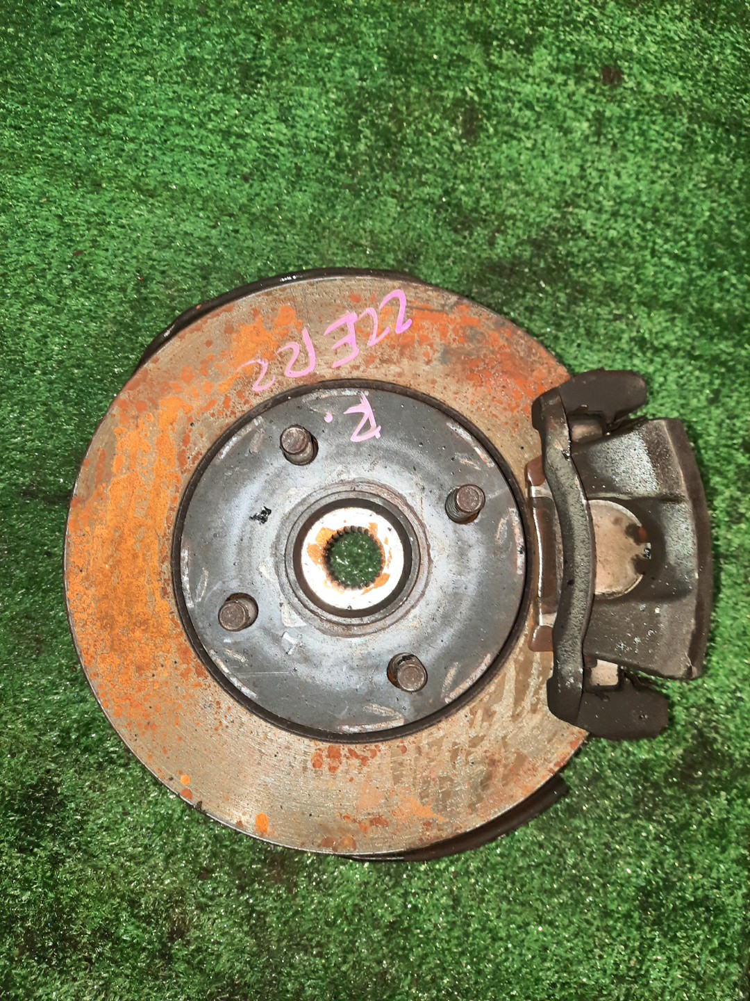 Ступица правая передняя TOYOTA COROLLA, COROLLA SPACIO, COROLLA FIELDER, ALLEX, COROLLA RUNX ZZE122, NZE121N, ZZE122N, ZZE122G 1ZZ-FE, 1NZ-FE 1 ракурс Ступица правая передняя TOYOTA COROLLA, COROLLA SPACIO, COROLLA FIELDER, ALLEX, COROLLA RUNX ZZE122, NZE121N, ZZE122N, ZZE122G 1ZZ-FE, 1NZ-FE 1 ракурс