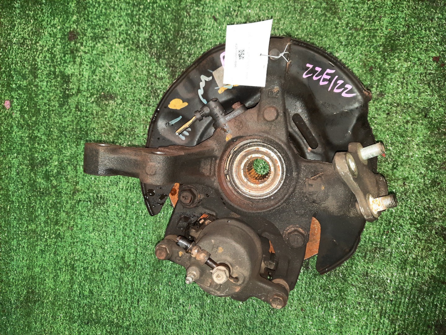 Ступица правая передняя TOYOTA COROLLA, COROLLA SPACIO, COROLLA FIELDER, ALLEX, COROLLA RUNX ZZE122, NZE121N, ZZE122N, ZZE122G 1ZZ-FE, 1NZ-FE 3 ракурс