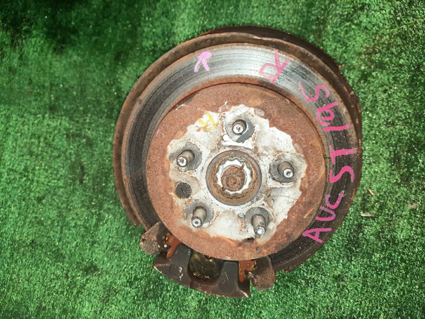 Ступица правая задняя TOYOTA CARINA ST195 3S-FE 1 ракурс