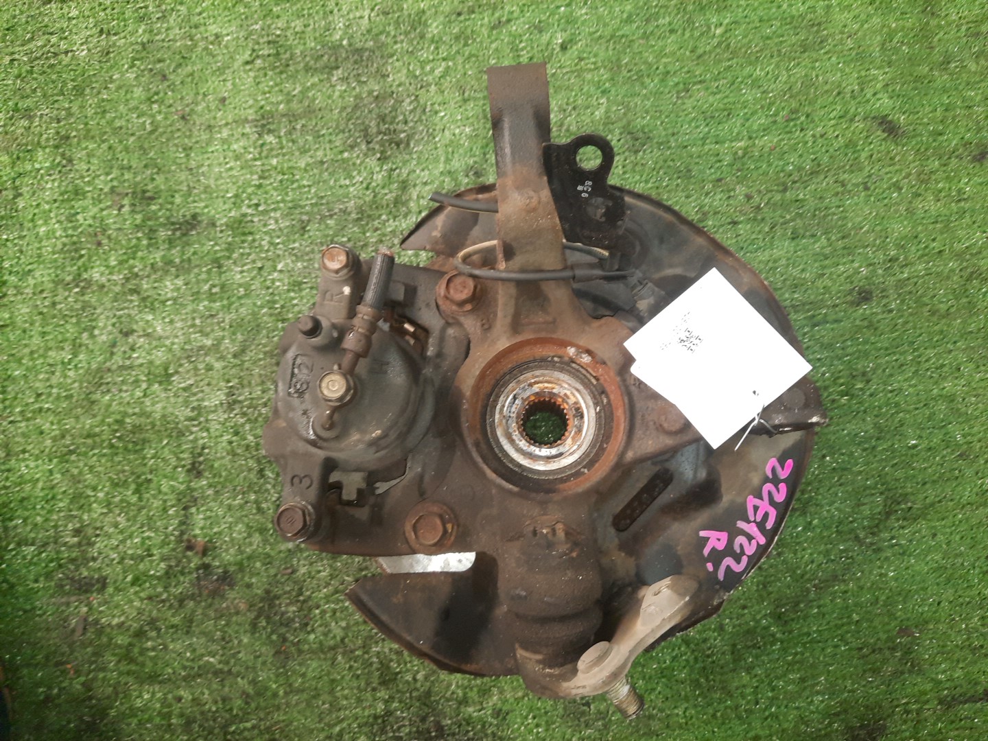 Ступица правая передняя TOYOTA COROLLA, COROLLA SPACIO, COROLLA FIELDER, ALLEX, COROLLA RUNX ZZE122, NZE121N, ZZE122N, ZZE122G 1ZZ-FE, 1NZ-FE 2 ракурс Ступица правая передняя TOYOTA COROLLA, COROLLA SPACIO, COROLLA FIELDER, ALLEX, COROLLA RUNX ZZE122, NZE121N, ZZE122N, ZZE122G 1ZZ-FE, 1NZ-FE 2 ракурс