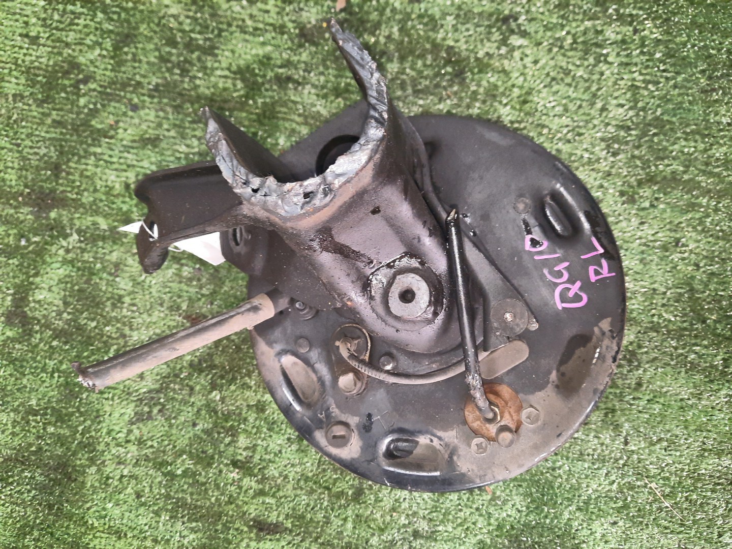 Ступица левая задняя NISSAN SUNNY, BLUEBIRD SYLPHY B15, FB15, QB15, SB15, QG10, FG10, TG10 QG13DE, QG15DE, QG18DD, YD22DD, QG18DE, QR20DD 2 ракурс