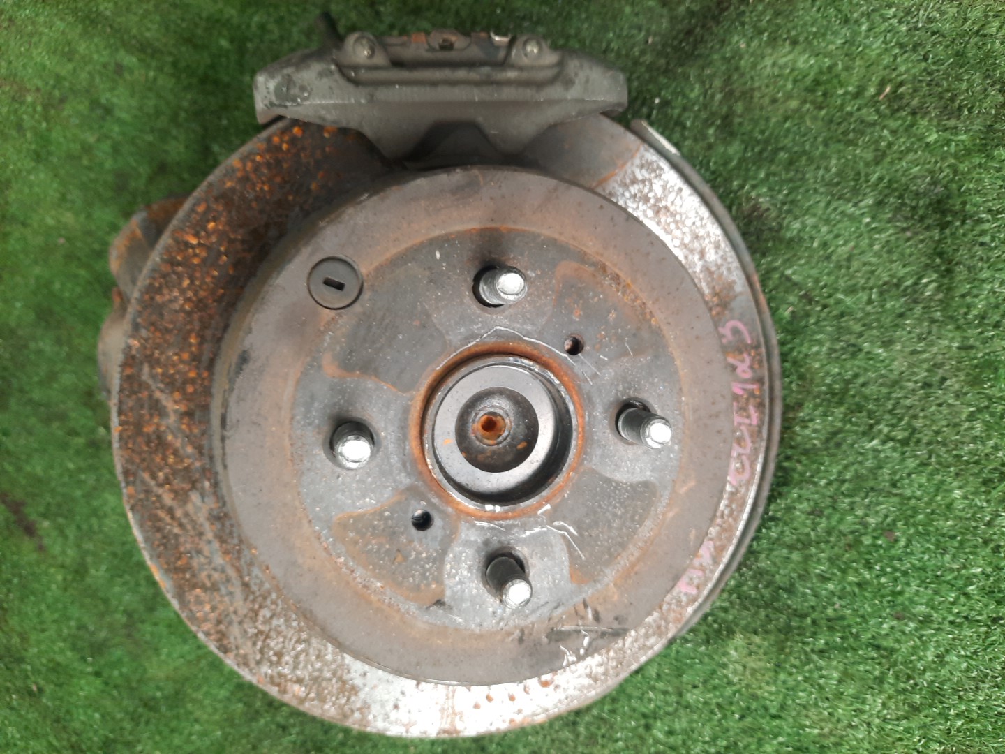 Ступица левая задняя TOYOTA COROLLA FIELDER, ALLEX, COROLLA RUNX, FIELDER ZZE123G, ZZE123 2ZZ-GE 3 ракурс
