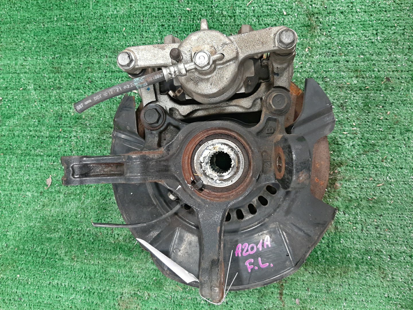 Ступица левая передняя TOYOTA RAIZE, ROCKY A200A, A201A, A202A, A200S, A202S, A201S 1KR-VET, WA-VE, WA-VEX 2 ракурс