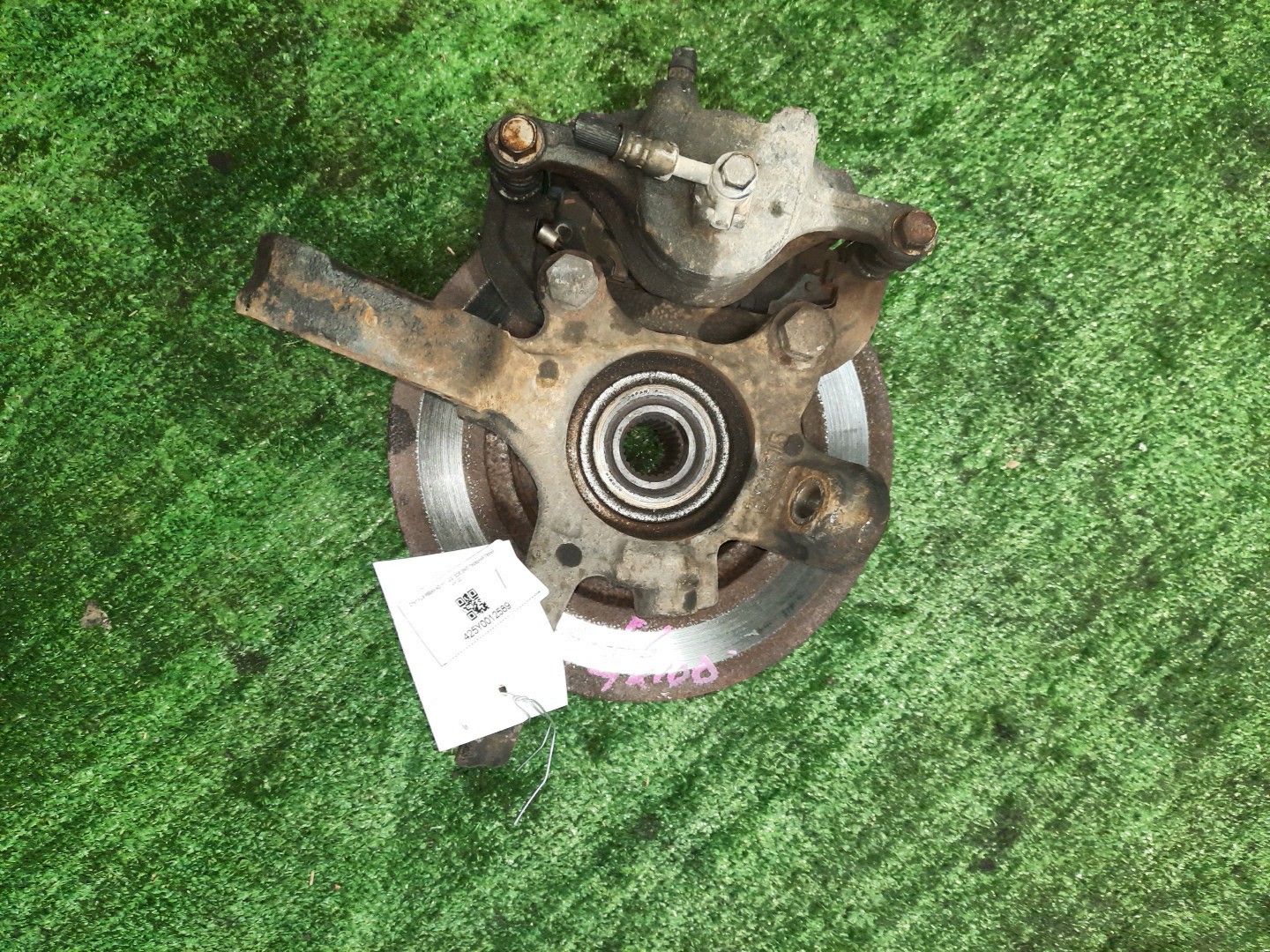 Ступица левая передняя NISSAN AD Y11 QG13DE, QG15DE 1 ракурс