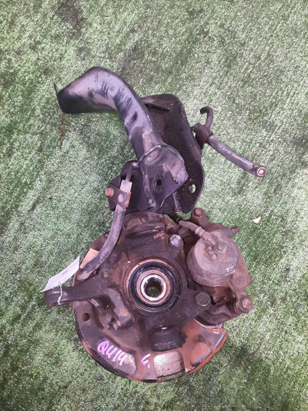 Ступица левая передняя NISSAN BLUEBIRD, PRIMERA SU14, U14, QU14, HU14, EU14, P11, WP11, QP11, HP11, WQP11, WHP11 CD20, SR20DE, QG18DE, QG18DD, SR18DE, SR20VE 1 ракурс